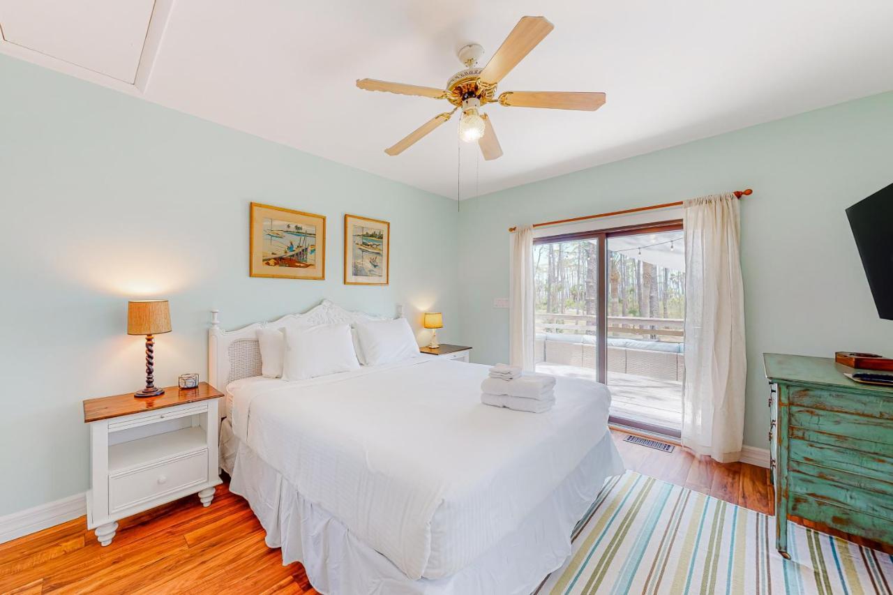Pelican Pines Ст. Джордж Айлънд Екстериор снимка
